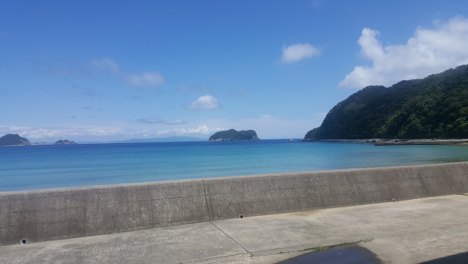 市の浦海岸