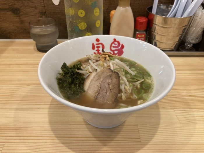 ラーメン宝島のキビナゴラーメン