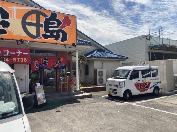 ラーメン宝島のキビナゴラーメン