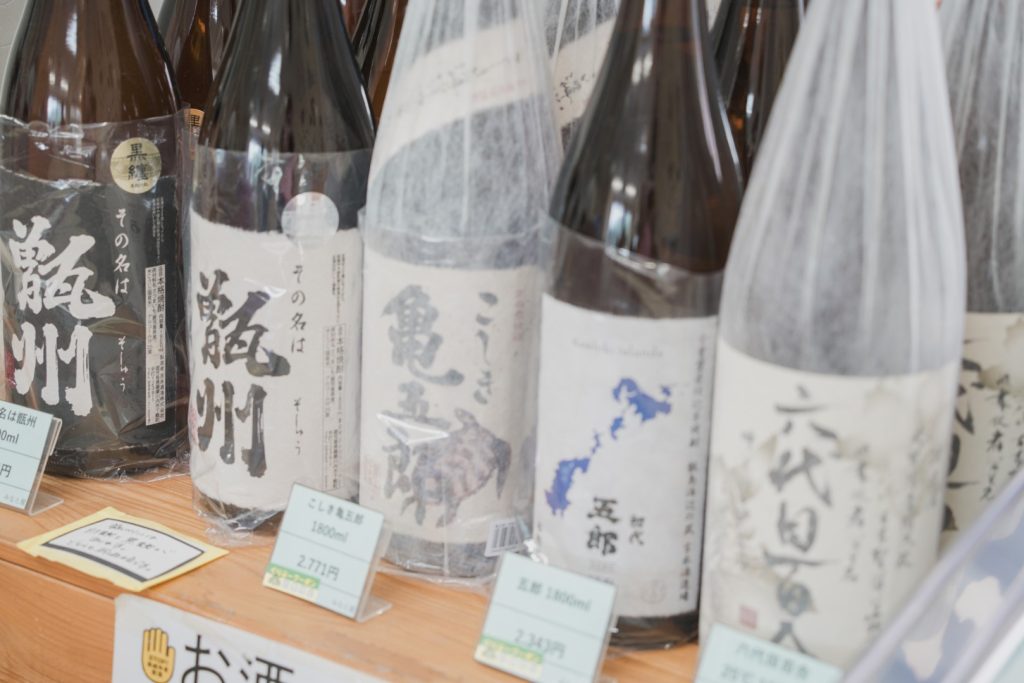 長浜港売店の甑島焼酎