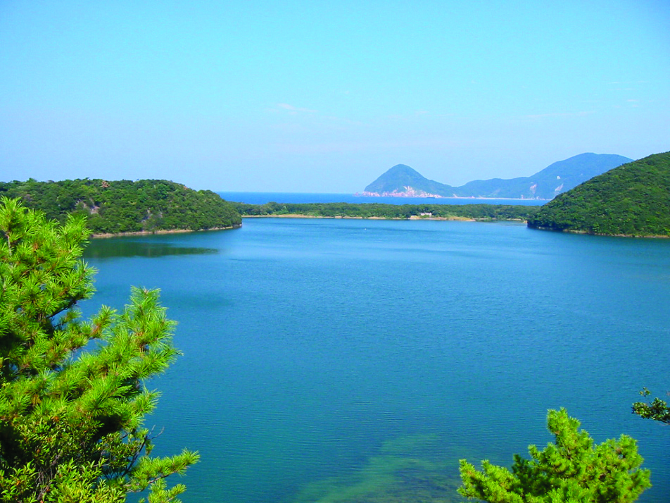 貝池