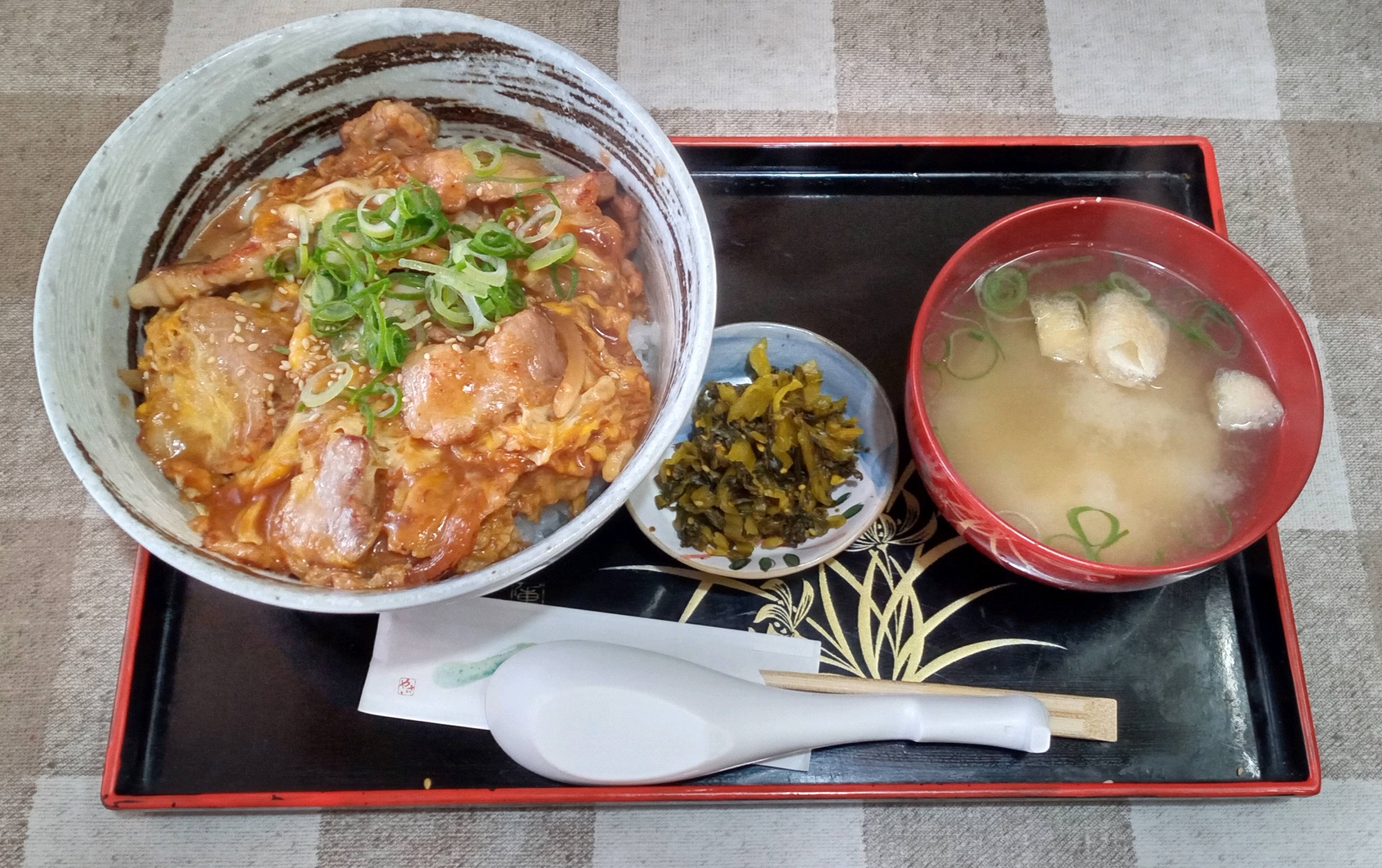 食事&coffee ぐっどまんのせごどんぶい～薩摩川内のご当地グルメ・スイーツ店舗に行ってきました～